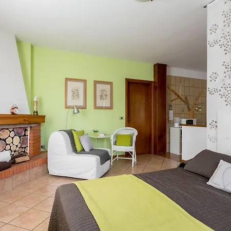 Ca Laura Studio With Balcony * Garda (Verona)