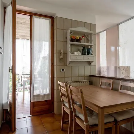 Appartamento Ca Laura Studio With Balcony Garda (Verona)